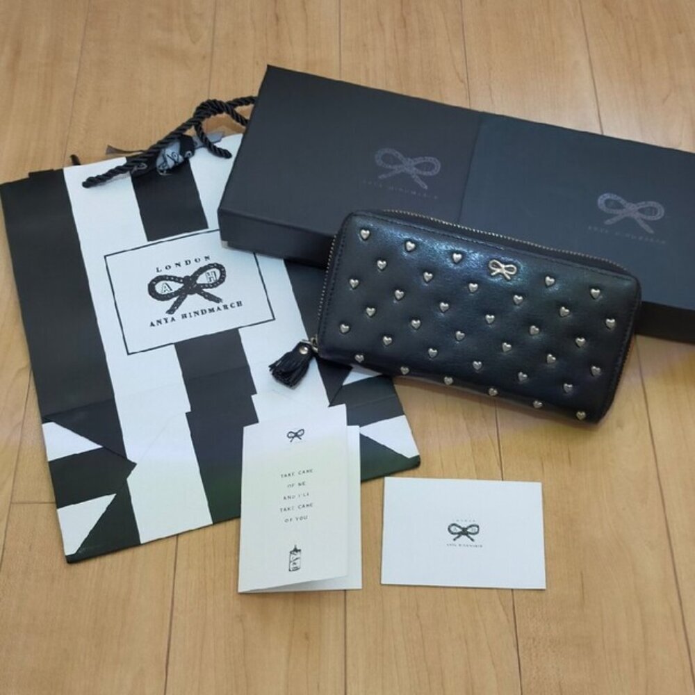Anya Hindmarch Black Leather Zip Wallet Studded Hearts Full Set Gift Quiet Luxur